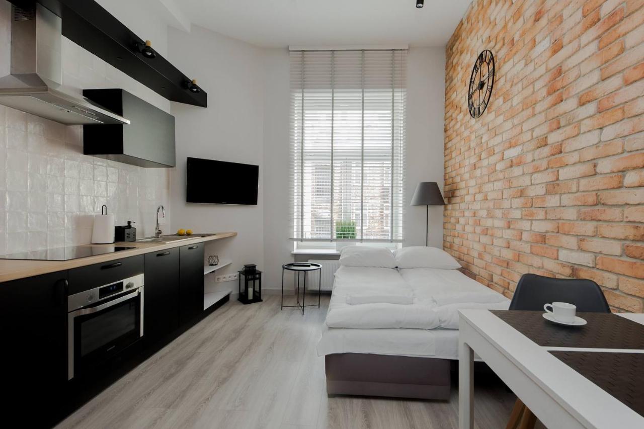 4 Eco Apart Chateau Jagiellonska 22 Warszawa Old Town Екстер'єр фото